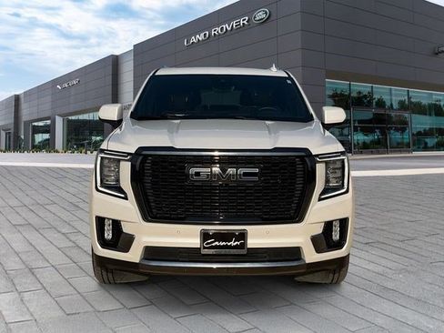 Used 2023 GMC Yukon Denali Ultimate AWD/4WD image 8