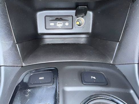 Used 2024 Chevrolet Equinox LT AWD/4WD image 23