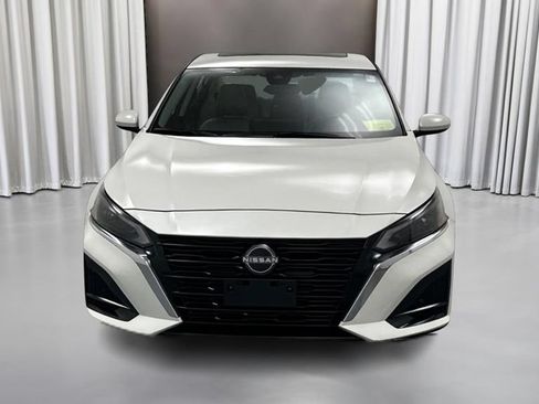 Certified 2023 Nissan Altima 2.5 SL FWD image 2
