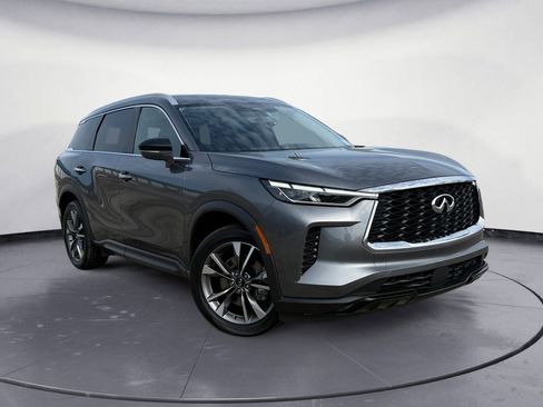 Certified 2023 INFINITI QX60 Luxe w/ Cargo Package AWD/4WD image 15
