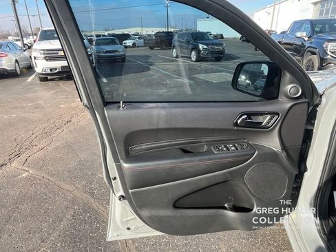 Used 2022 Dodge Durango R/T w/ Blacktop Package AWD/4WD image 27