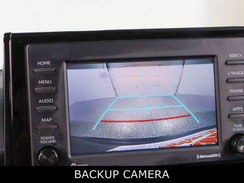 Used 2022 Toyota RAV4 LE AWD/4WD image 18