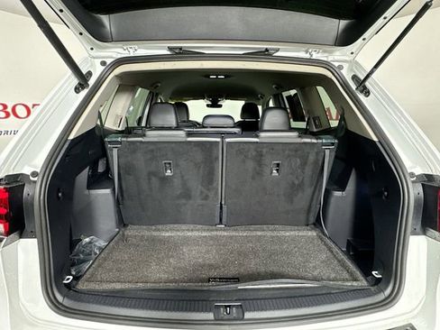 Used 2024 Volkswagen Atlas SE image 29