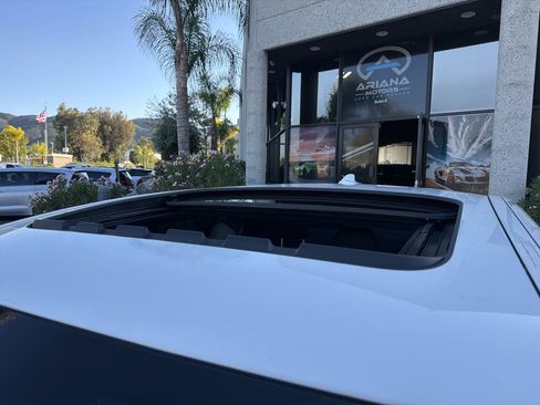 Used 2018 BMW 530i w/ M Sport Package RWD image 40