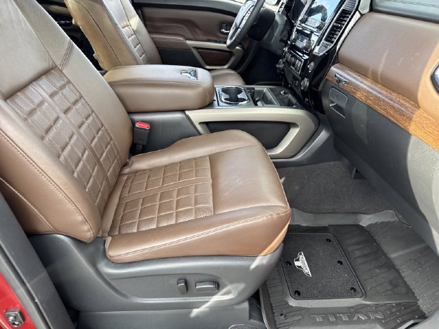 Used 2024 Nissan Titan Platinum Reserve w/ Moonroof Package AWD/4WD image 27
