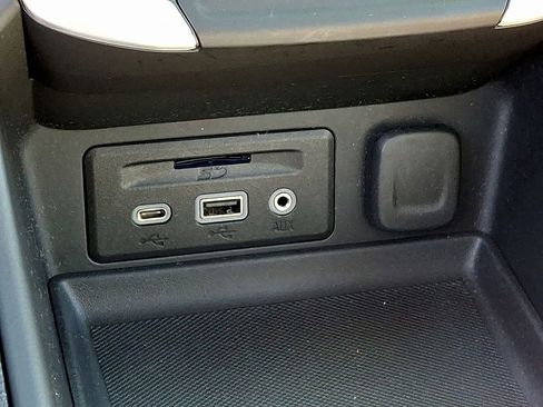 Used 2023 GMC Terrain SLT w/ Elevation Edition image 25