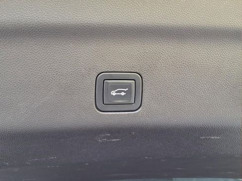 Certified 2021 Cadillac Escalade Sport w/ Driver Assist Tech Package AWD/4WD image 33