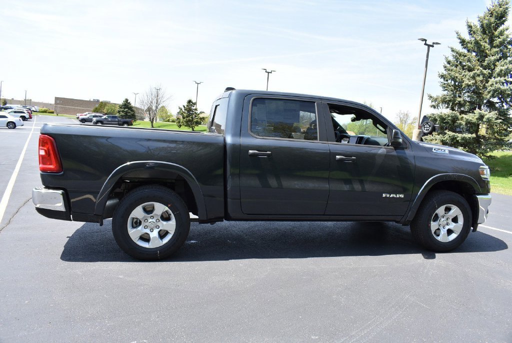 New 2026 RAM 1500 Big Horn AWD/4WD image 4