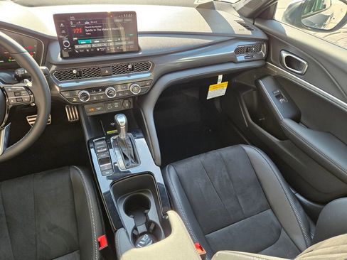 Used 2025 Acura Integra A-Spec FWD image 17