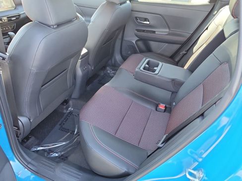 Used 2025 Nissan Kicks SR image 21