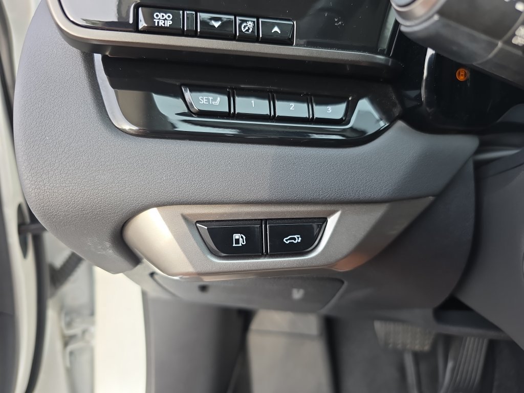 Used 2024 Lexus RX 350 AWD w/ Convenience Package image 41