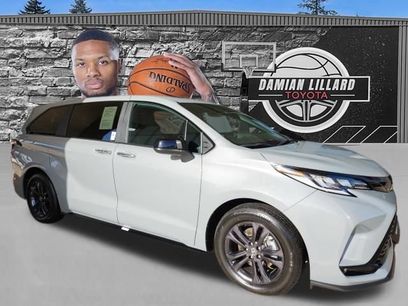 Used 2025 Toyota Sienna XSE