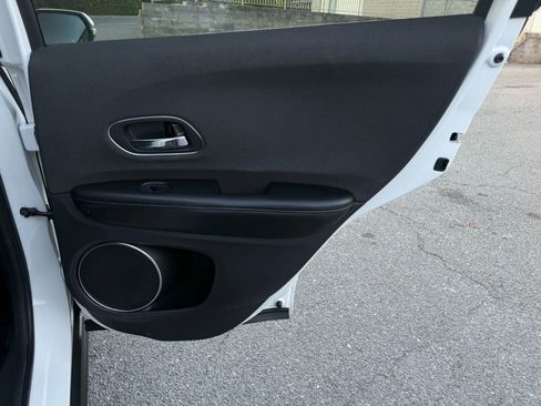 Used 2022 Honda HR-V EX image 23