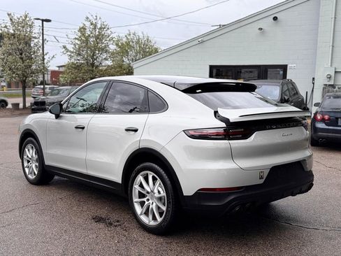Used 2021 Porsche Cayenne Coupe AWD/4WD image 4