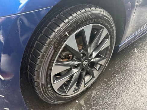 Used 2019 Nissan Sentra SR image 30