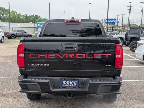 Used 2022 Chevrolet Colorado Z71 AWD/4WD image 6