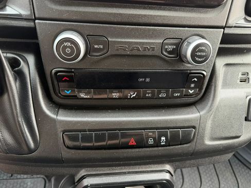 Used 2023 RAM ProMaster 2500 FWD image 25