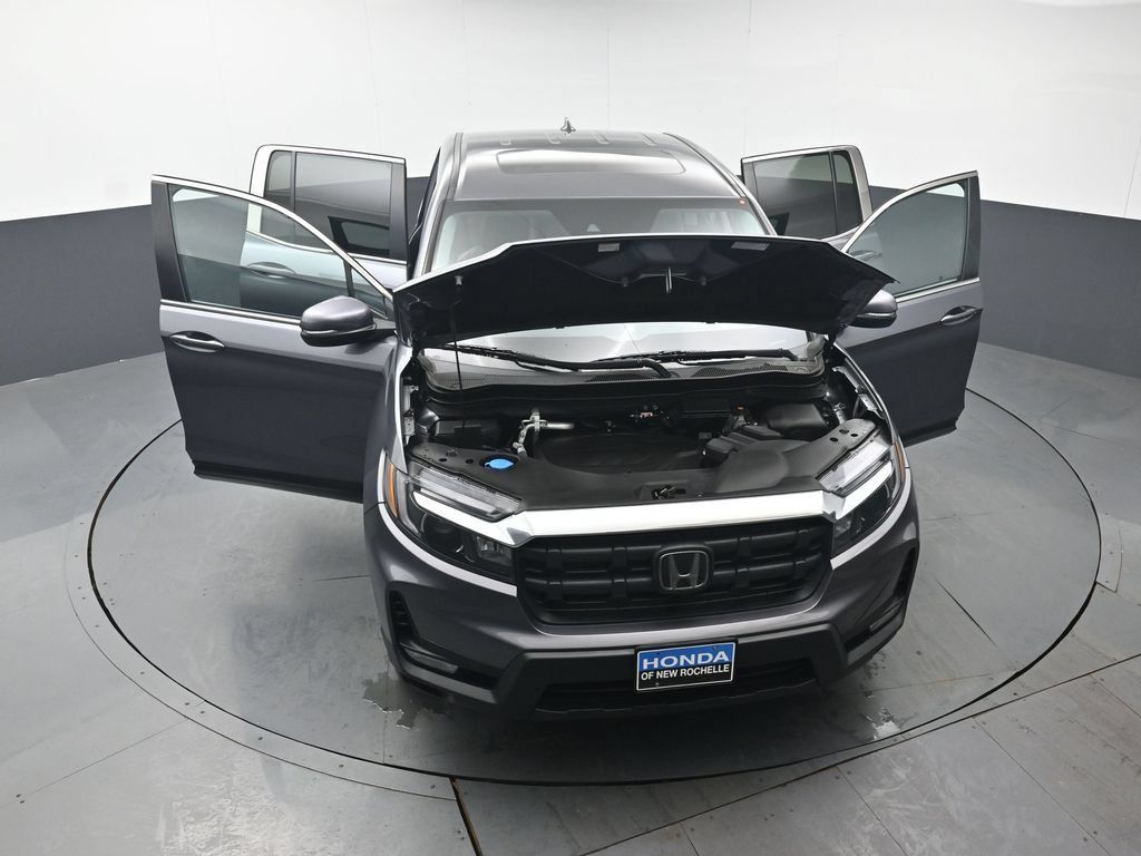 Certified 2025 Honda Ridgeline RTL image 52