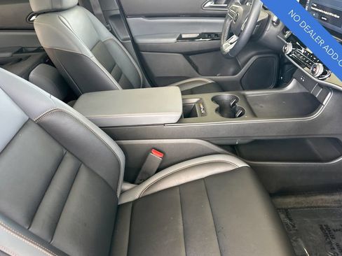 Certified 2024 Honda Prologue Touring image 17