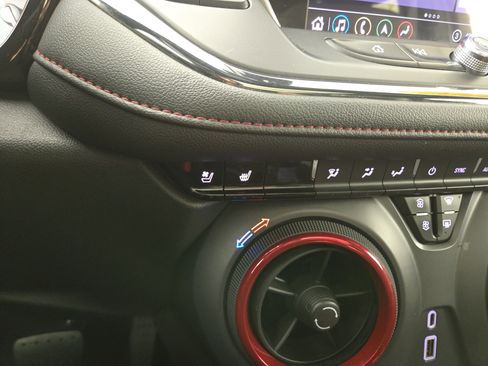 Certified 2020 Chevrolet Blazer RS AWD/4WD image 27