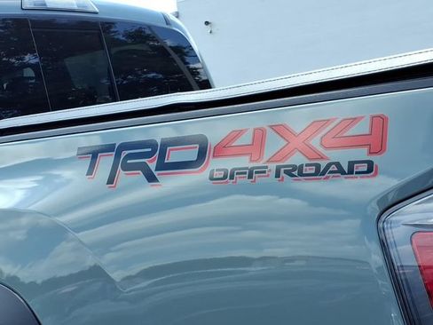 Certified 2023 Toyota Tacoma TRD Off-Road AWD/4WD image 8