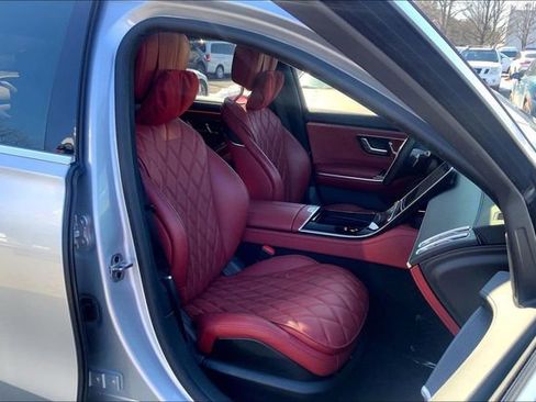 Certified 2022 Mercedes-Benz S 580 4MATIC Sedan image 7