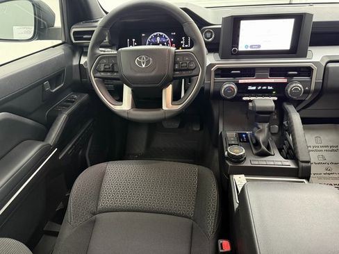 New 2025 Toyota 4Runner SR5 image 31