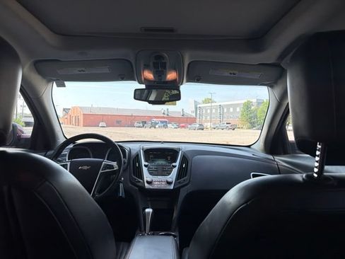 Used 2012 Chevrolet Equinox LT FWD image 17