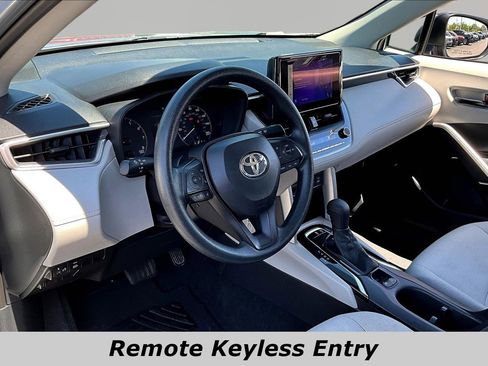 Used 2024 Toyota Corolla Cross L FWD image 16
