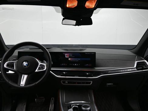 Used 2026 BMW X5 xDrive40i w/ M Sport Package image 12
