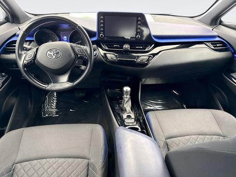 Used 2021 Toyota C-HR XLE FWD image 14
