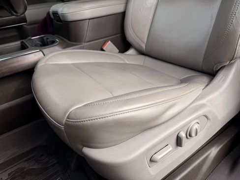 Used 2020 GMC Sierra 1500 SLT image 22