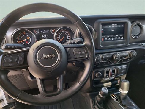 Certified 2022 Jeep Wrangler Sport S image 13