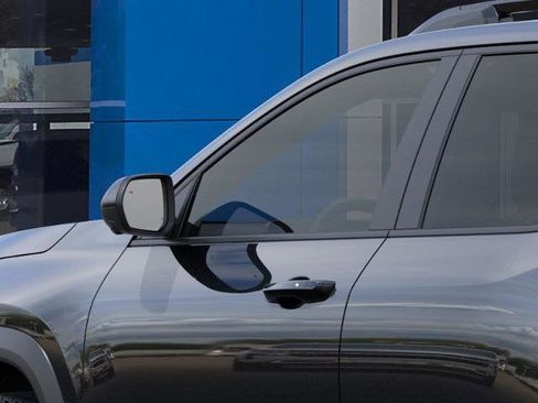 New 2026 Chevrolet Equinox LT w/ Convenience Package II image 38