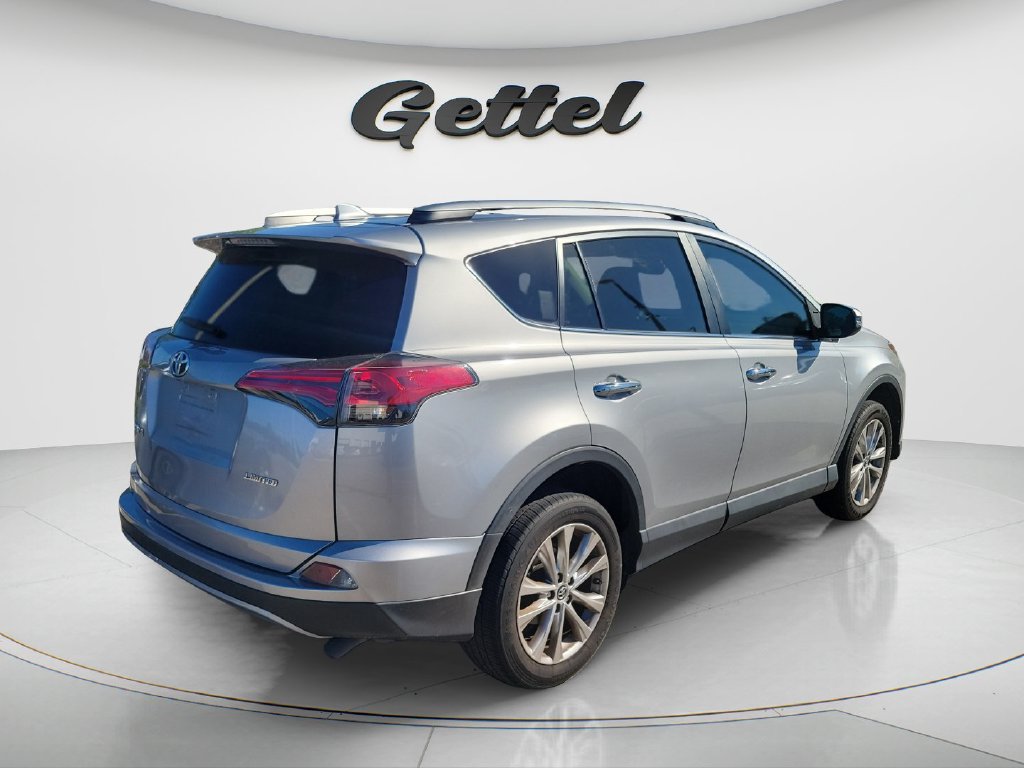 Used 2018 Toyota RAV4 Limited FWD image 4