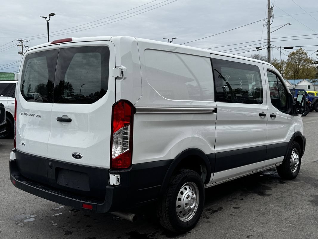 Used 2024 Ford Transit 250 Low Roof AWD w/ Exterior Upgrade Package image 6