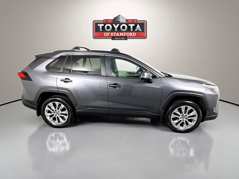 Certified 2022 Toyota RAV4 XLE Premium image 8