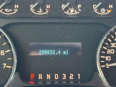 Used 2011 Ford F150 XLT RWD image 24