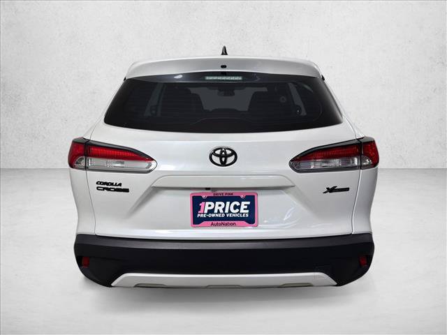 Used 2025 Toyota Corolla Cross L FWD image 4