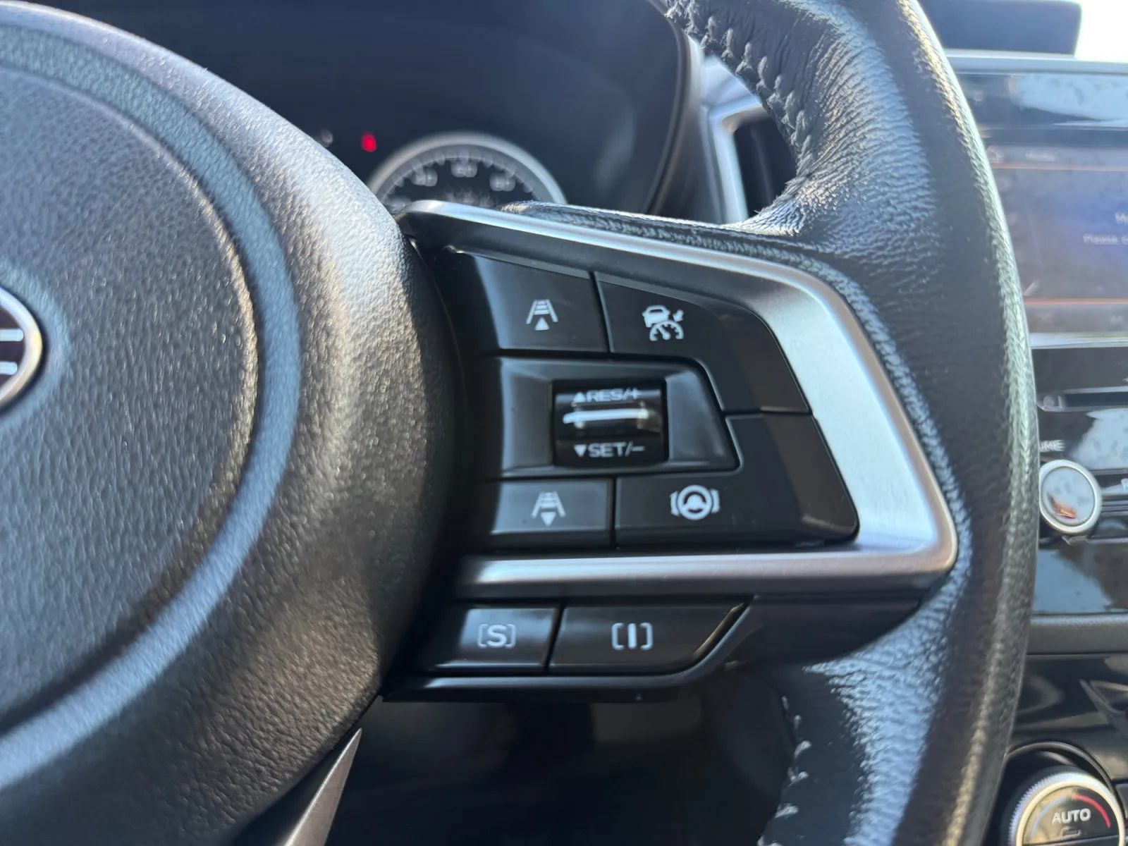 Used 2021 Subaru Forester Premium AWD/4WD image 25