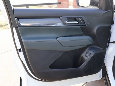 New 2026 GMC Terrain AT4 w/ Convenience Package III image 23