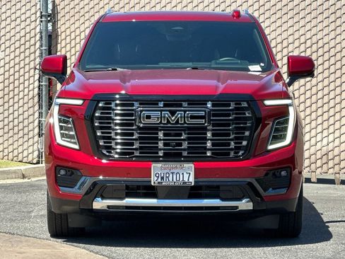 Certified 2026 GMC Yukon Denali Ultimate AWD/4WD image 9