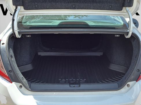 Used 2020 Honda Civic EX image 10