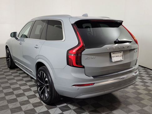 Used 2025 Volvo XC90 B6 Plus AWD/4WD image 4