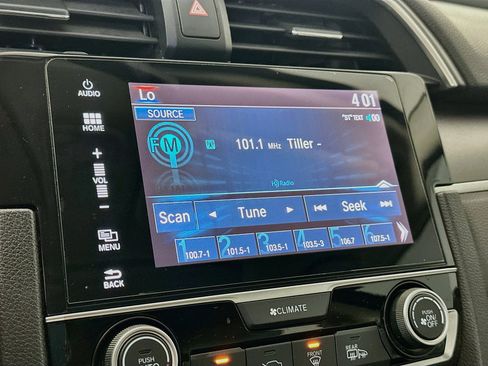 Used 2018 Honda Civic EX image 19