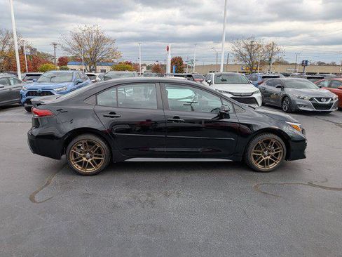 Certified 2024 Toyota Corolla SE Nightshade image 11