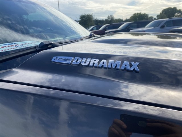 Used 2019 Chevrolet Silverado 3500 High Country w/ Duramax Plus Package AWD/4WD image 6