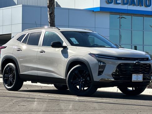 New 2026 Chevrolet Trax ACTIV image 2