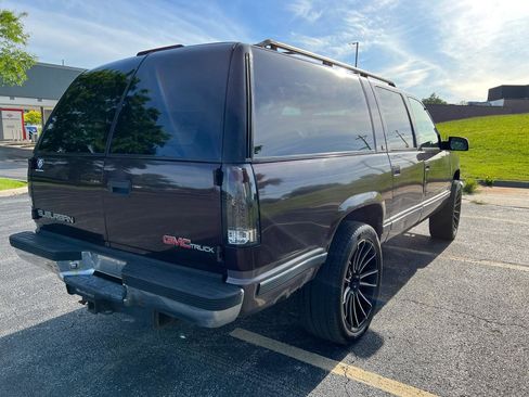 Used 1997 GMC Suburban 4WD w/ Marketing Opt Pkg 3 image 6