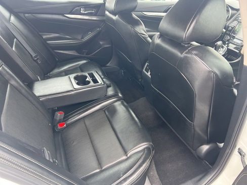 Used 2023 Nissan Maxima SV w/ Floor Mat Group image 31